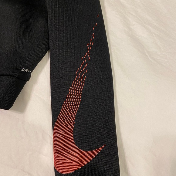 Nike 2T Dry-Fit Hoodie - Picture 3 of 4